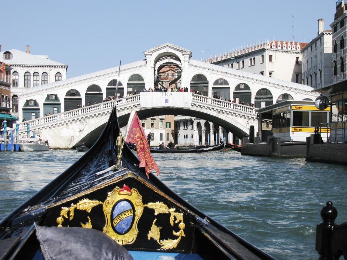 Youatmolino Canal View Apartment Venezia Esterno foto